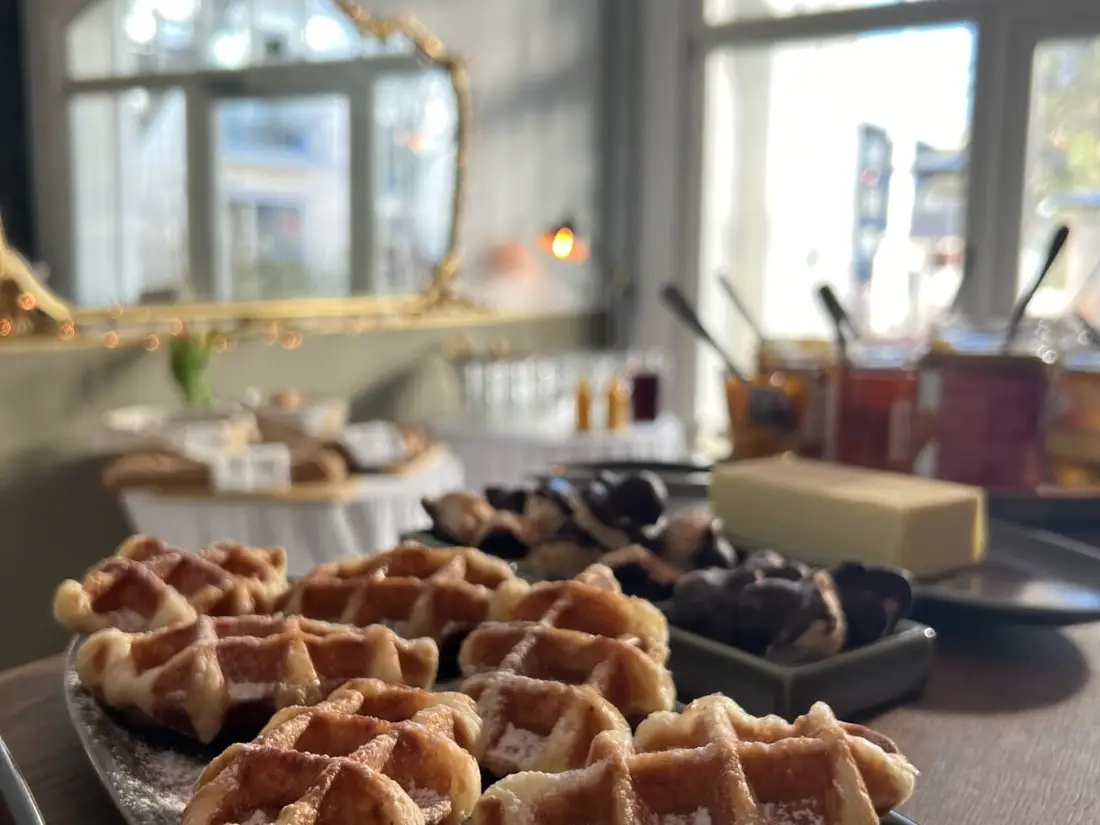 Brunch-Buffet im Pförtnerhaus Basel mit Croffles und Sonntagszopf
