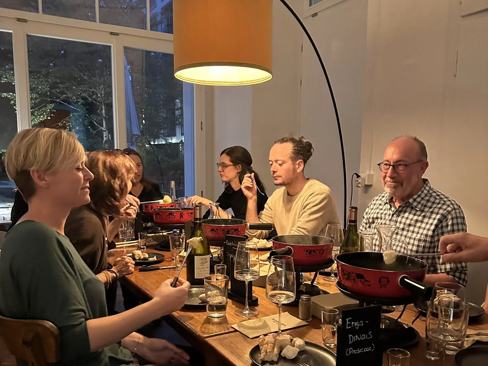 Gletscherfondue im Caquelon im Pförtnerhaus Basel